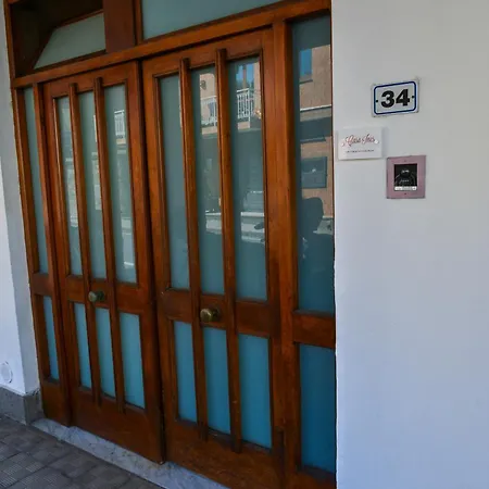 לינה וארוחת בוקר Casa Ines